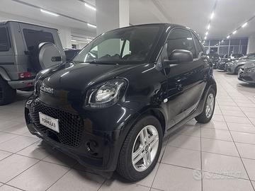 smart fortwo EQ Pure