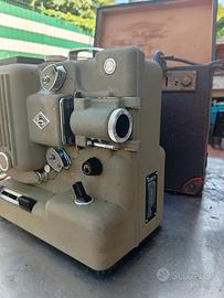 proiettore cinematografico vintage Eumig P8