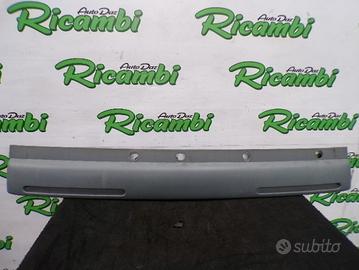 GRIGLIA ANTERIORE PER NISSAN CABSTAR TL0 2000