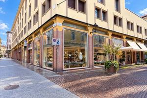 Immobile di 140 m² con 4 locali a Biella