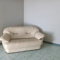 divano letto 2 posti in ecopelle 