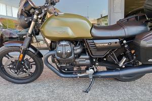 Moto Guzzi V7 III 750 Stone