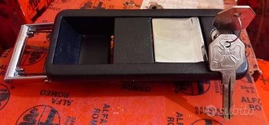 Maniglia Portiera Anteriore destra e sinistra