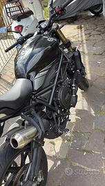 Moto Benelli 752s