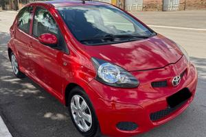 Toyota Aygo 1.0 12V VVT-i 5 porte Sol Connect