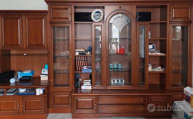 Mobile da soggiorno in legno