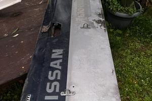 Sponda nissan King cab