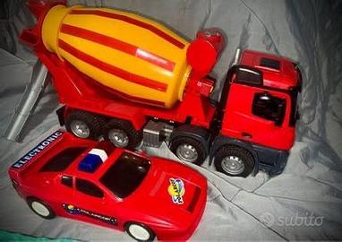 Lotto Betoniera Bruder 60cm + macchina 32cm.