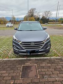 Hyundai Tucson 1.7 crdi Xpossible con Tettuccio 