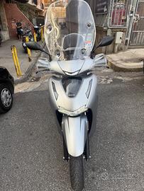 Honda SH 350 anno 2025