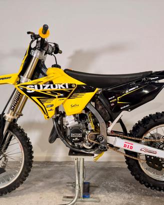 SUZUKI RM 125
