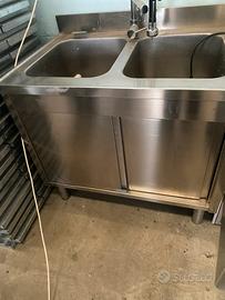 Lavandino Doppia vascha in acciaio con pensile