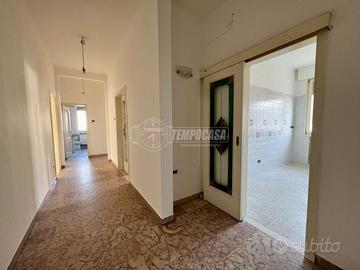 Ampio appartamento 5 locali in piccola palazzina