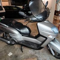YAMAHA XC 300 VERSITY