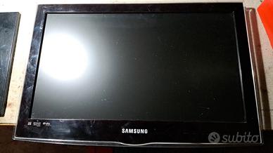 TV SAMSUNG UE22C400PWXZT NON FUNZIONANTE
