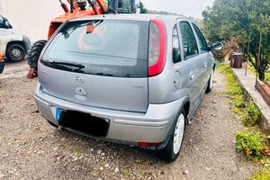 Opel corsa 1.3 diesel