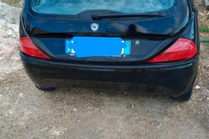 Lancia y