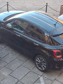 Fiat 500X nera