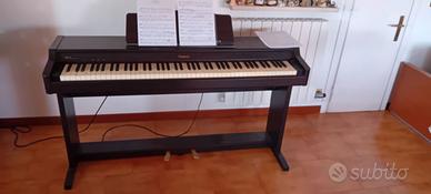 PIANOFORTE DIGITALE ROLAND