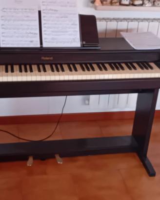 PIANOFORTE DIGITALE ROLAND