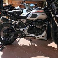 Moto Guzzi v85tt travel 