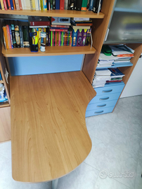 Scrivania e libreria Moretti per ragazzi