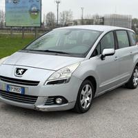 Peugeot 5008 1.6 diesel 2013 7 posti