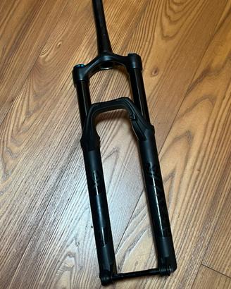 Fox 34 Rythm 140mm come nuova