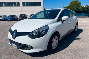 Renault Clio 1.2 16V 5 porte Live *UNICOPROP*
