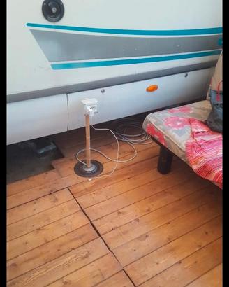 pavimento in legno per veranda , campeggio, ecc.