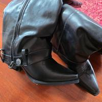 Stivale nero ecopelle,camperos