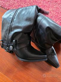 Stivale nero ecopelle,camperos