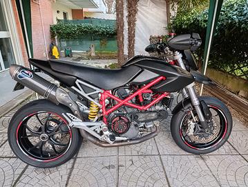 Ducati Hypermotard 1100