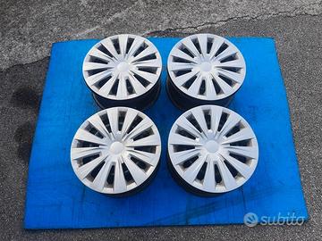 Cerchi in ferro Nissan Qashqai 2012 16 pollici