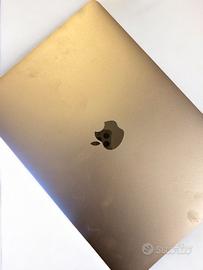 MacBook 12”