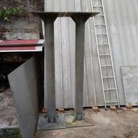 Due colonne zincate