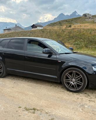 Audi A3 1.6 TDI 105 CV CR Ambition