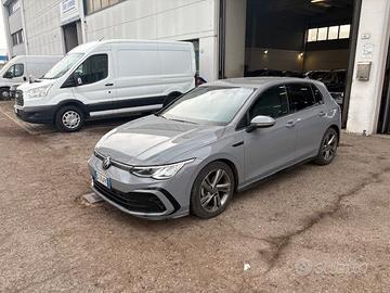 Volkswagen Golf 2.0 TDI 150 CV DSG SCR R-Line