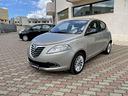 lancia-ypsilon-1-2-69-cv-5-porte-s-s-gold-cerchi