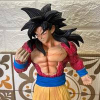 Action figure Goku SSj4 30cm