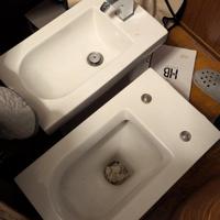 Wc bidet filo muro e lavandino come nuovi