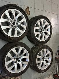 Cerchi in lega e gomme michelin