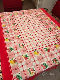 Tovaglia cotone rossa e bianca con frutta