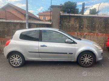 Renault clio 1500 dci 2008