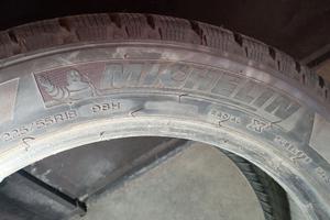 4 gomme invernali Michelin 225/55 R18