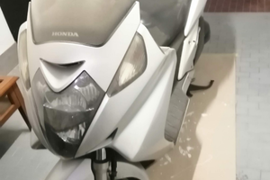 Silver Wing 600 anno 2004