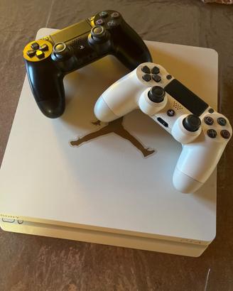 PlayStation 4 slim