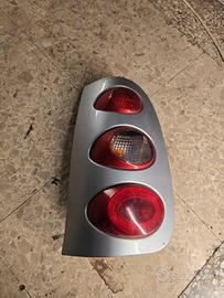 Fari post Smart 450 02