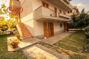Villa di 279 m² con più di 5 locali a Montevarchi