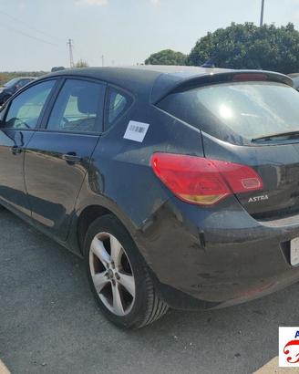 OPEL ASTRA J P10 1.4 100CV 09-15 Ricambi